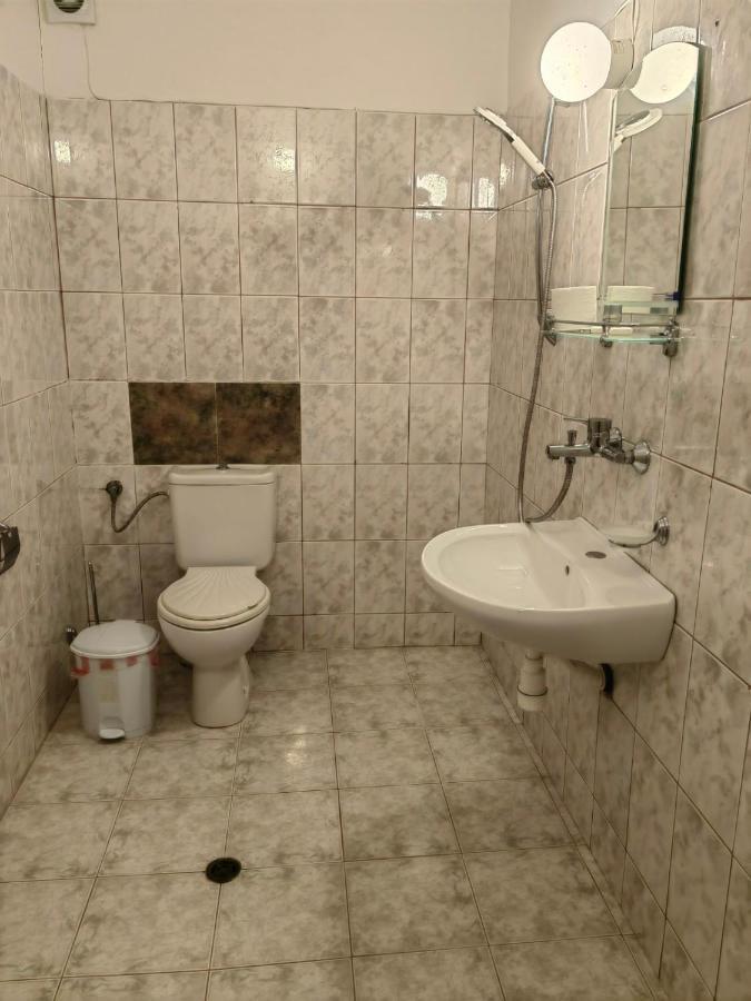 Хотел Тримата Мускетари Βάρνα Εξωτερικό φωτογραφία